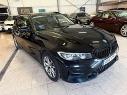 Svart Begagnad 2021 BMW 320 Sport Line Kombi | 279 900 kr (Bra pris)