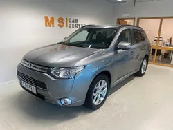 Silver Begagnad 2013 Mitsubishi Outlander P-HEV SUV | 129 800 kr (Marknadspris)