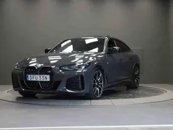 Grå Begagnad 2022 BMW i4 Sedan | 509 000 kr