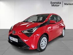 Röd Begagnad 2019 Toyota Aygo X-play Halvkombi | 99 500 kr (Marknadspris)