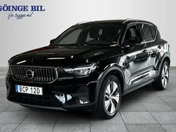 Svart Begagnad 2022 Volvo XC40 Core SUV | 359 000 kr (Bra pris)