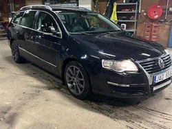 Svart Begagnad 2009 VW Passat Sportline Kombi | 27 000 kr (Marknadspris)