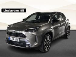 Grön Begagnad 2024 Toyota Yaris Hybrid Edition SUV | 389 000 kr