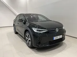 Svart (grenadilla black metallic) Begagnad 2024 VW ID.5 GTX SUV | 549 900 kr
