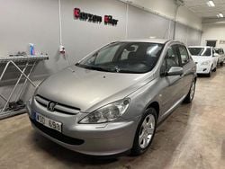Grå Begagnad 2005 Peugeot 307 Halvkombi | 24 500 kr (Marknadspris)