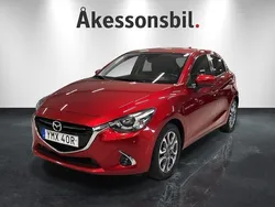 Soul red metallic Begagnad 2018 Mazda 2 Optimum Halvkombi | 139 000 kr (Bra pris)