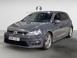 Mörkgrå Begagnad 2015 VW Golf VII R-line Halvkombi | 134 900 kr (Marknadspris)