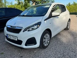 Vit Begagnad 2014 Peugeot 108 Halvkombi | 59 000 kr (Marknadspris)