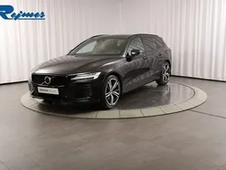 Svart Begagnad 2022 Volvo V60 R-Design Kombi | 389 900 kr (Marknadspris)