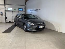 Grå Begagnad 2011 Hyundai i30 Halvkombi | 54 500 kr (Lite dyr)
