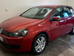 Röd Begagnad 2008 VW Golf VI Halvkombi | 69 900 kr (Marknadspris)