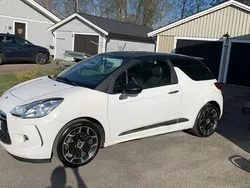 Vit Begagnad 2010 Citroën DS3 Halvkombi | 42 500 kr