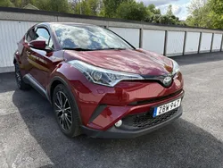 Röd Begagnad 2017 Toyota C-HR Edition SUV | 184 000 kr (Marknadspris)