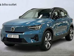Blå Begagnad 2023 Volvo XC40 Single Motor SUV | 354 900 kr