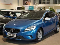 Blå Begagnad 2016 Volvo V40 R-Design Momentum Kombi | 169 800 kr (Marknadspris)