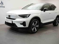 Vit Begagnad 2023 Volvo XC40 Single Motor SUV | 359 900 kr