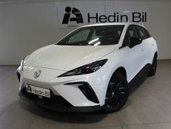 Vit Begagnad 2023 MG MG4 EV Halvkombi | 289 900 kr