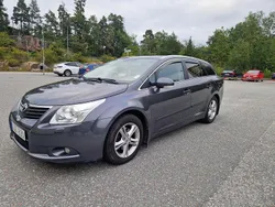 Grå Begagnad 2010 Toyota Avensis Kombi | 56 000 kr (Bra pris)