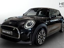 Svart (black) Begagnad 2022 Mini Cooper SE Halvkombi | 194 700 kr (Bra pris)
