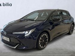 Blå Begagnad 2022 Toyota Corolla Hybrid Sport Halvkombi | 309 900 kr (Lite dyr)