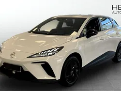 Vit (white) Begagnad 2023 MG MG4 EV Halvkombi | 249 900 kr