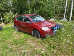 Röd Begagnad 2006 VW Polo Trendline Halvkombi | 3 500 kr (Superpris)