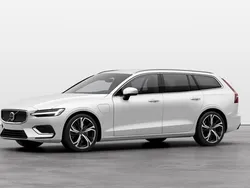 Vit Ny 2025 Volvo V60 Kombi | 623 200 kr