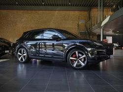 Svart (black) Begagnad 2023 Porsche Cayenne S E-Hybrid SUV | 1 275 000 kr (Marknadspris)