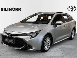 Silver Begagnad 2023 Toyota Corolla Active Kombi | 259 900 kr (Marknadspris)