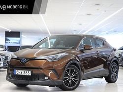 Brun Begagnad 2018 Toyota C-HR Executive SUV | 199 900 kr (Marknadspris)