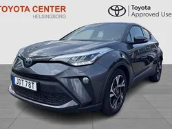 Mörkgrå Begagnad 2022 Toyota C-HR Edition SUV | 279 900 kr (Marknadspris)