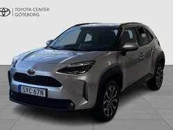 Silver Begagnad 2024 Toyota Yaris Cross Active SUV | 309 900 kr (Marknadspris)