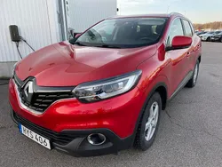 Röd metallic Begagnad 2016 Renault Kadjar SUV | 159 000 kr (Marknadspris)