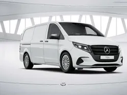Svart Ny 2025 Mercedes Vito Minibuss | 644 900 kr