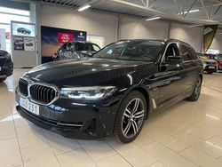 Svart Begagnad 2022 BMW 530 Kombi | 339 000 kr