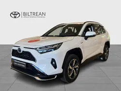 Vit Ny 2024 Toyota RAV4 Hybrid Active SUV | 515 000 kr (Marknadspris)