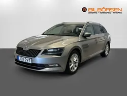 Ljusbrun Begagnad 2018 Skoda Superb Business Line Kombi | 229 900 kr (Marknadspris)
