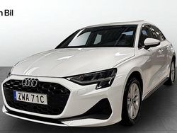 Vit Begagnad 2025 Audi A3 Sportback Proline Halvkombi | 309 000 kr (Marknadspris)