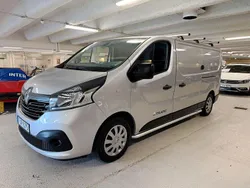 Silver Begagnad 2018 Renault Trafic Van | 129 899 kr (Bra pris)