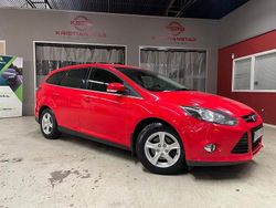 Röd Begagnad 2012 Ford Focus Titanium Kombi | 47 900 kr (Marknadspris)