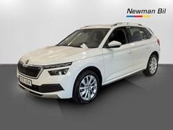 Vit Begagnad 2021 Skoda Kamiq Adventure SUV | 199 700 kr (Marknadspris)