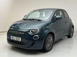 Grön Begagnad 2022 Fiat 500e | 159 000 kr