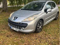 Grå Begagnad 2008 Peugeot 207 Halvkombi | 17 000 kr (Superpris)