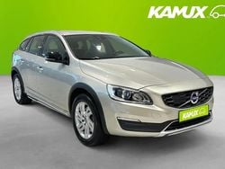 Brun Begagnad 2017 Volvo V60 CC Kombi | 269 700 kr (Superpris)