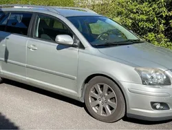 Silver Begagnad 2008 Toyota Avensis Kombi | 28 000 kr (Bra pris)