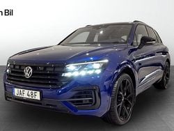 Mörkblå (blå) Begagnad 2023 VW Touareg R SUV | 759 900 kr (Marknadspris)