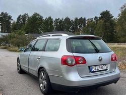 Silver Begagnad 2009 VW Passat Sportline Kombi | 15 000 kr (Marknadspris)