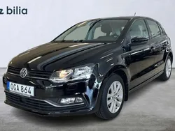 Svart Begagnad 2016 VW Polo Halvkombi | 129 900 kr (Marknadspris)