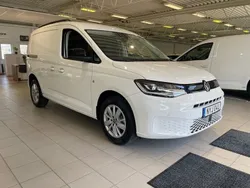 Vit (candyvit) Ny 2025 VW Caddy Minibuss | 409 000 kr (Marknadspris)