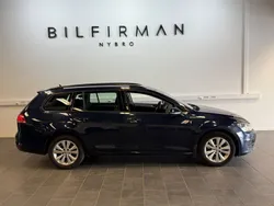Mörkblå (blå) Begagnad 2014 VW Golf VII Kombi | 99 900 kr (Bra pris)